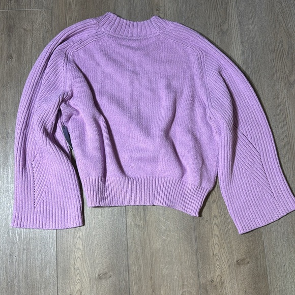 NWT! By Anthropologie Lilac Bell-Sleeve V-Neck Sweater - Size 1X 🎶 - Picture 13 of 16